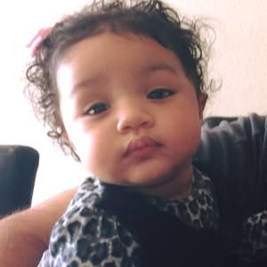 Meet your Posher, Raya